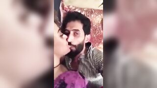 أحلى سكس رومانسي ومداعبة لعراقية ساخنة - سكس عراقي رومانسي