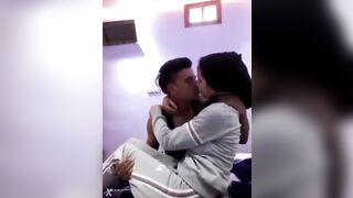 شاب مراهق مغربى مع اخته لوحدهم في البيت - سكس مغربي