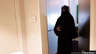 ميرا النوري المنقبة الكحبة - الجزء الأول - سكس عراقي منقبات