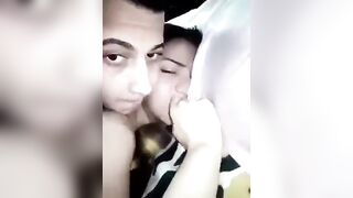 بيقولها انتي ايه؟ بتقوله أنا شرموطة وهايجة ومتناكه - سكس مراهقين - سكس مصري