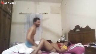 نيك ميلف مصريه شرموطه اربعينيه من عشيقها الصغير على السرير - سكس ميلف مصري