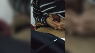 شاب جايب صاحبته البيت ويخليها تمص زبه ونكها في بزازها - سكس مصري