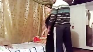 نيجني بساع كحبة مستعجلة قبل لا يجون اهلها - سكس عراقي